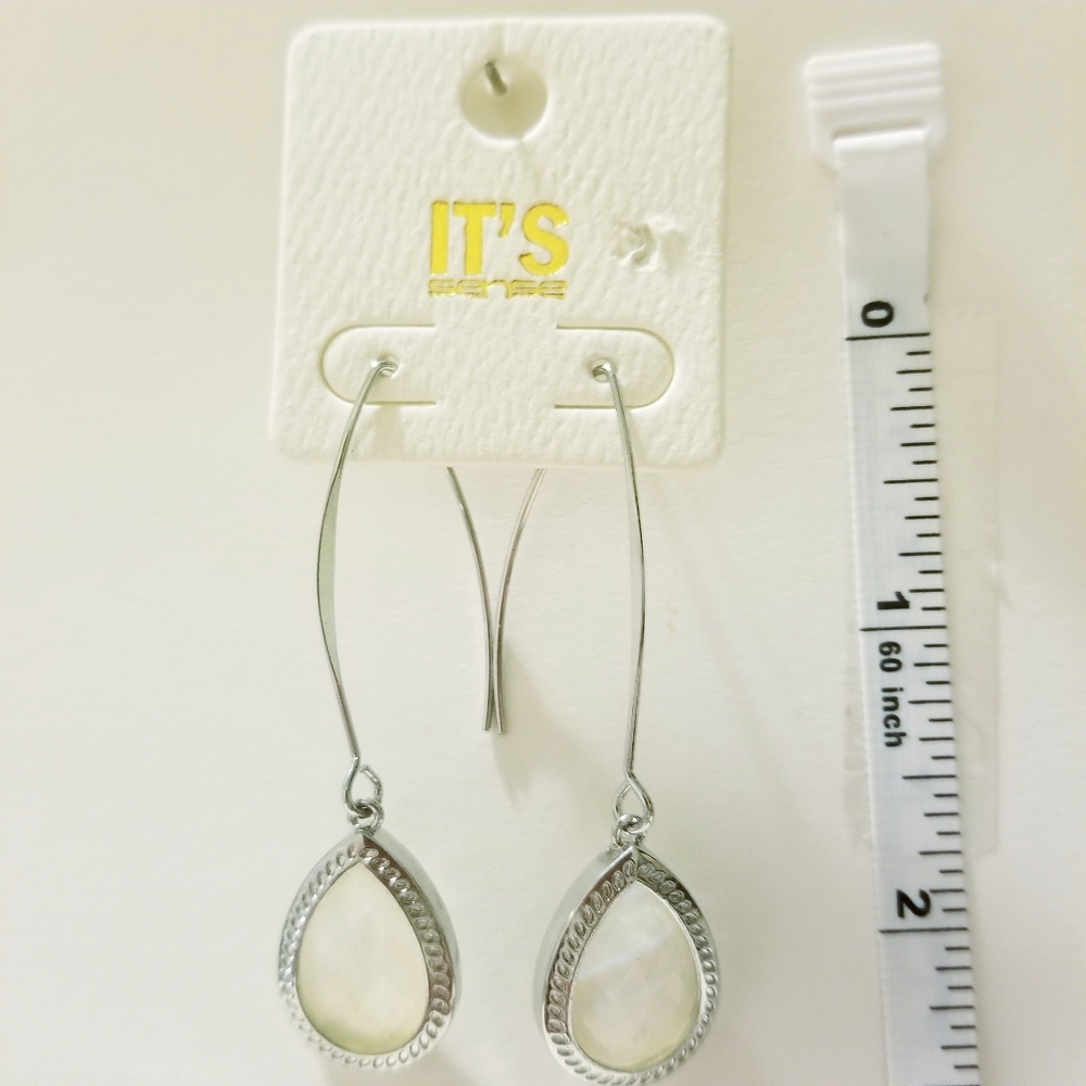 Teardrop Drop Earrings.   B4